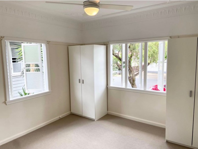 39 Brookfield Road, Kedron QLD 4031