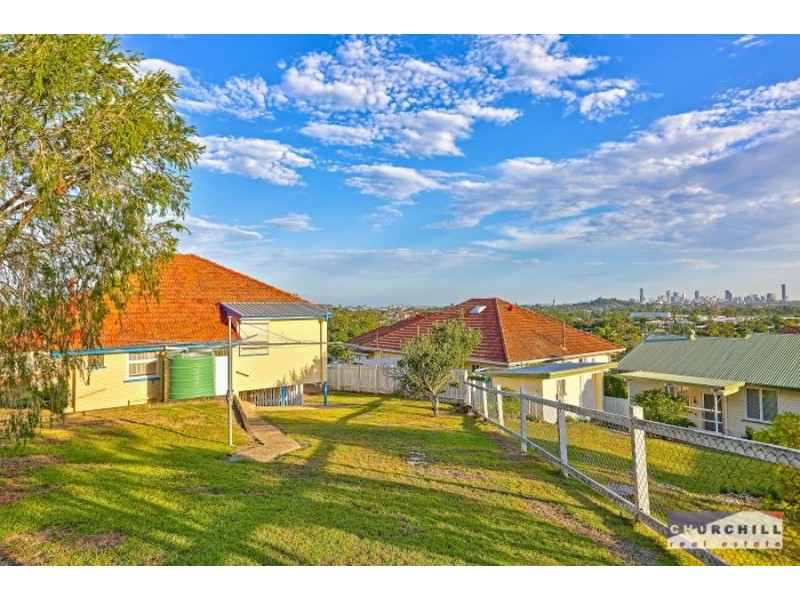 6 Goorama Street, Stafford QLD 4053