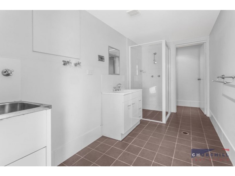 8 White Street, Wavell Heights QLD 4012