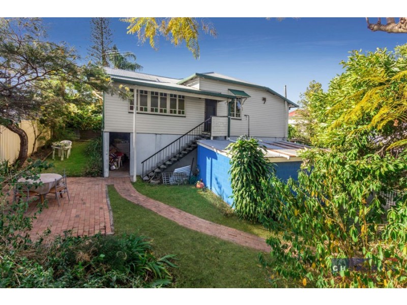 190 Days Rd, Grange QLD 4051