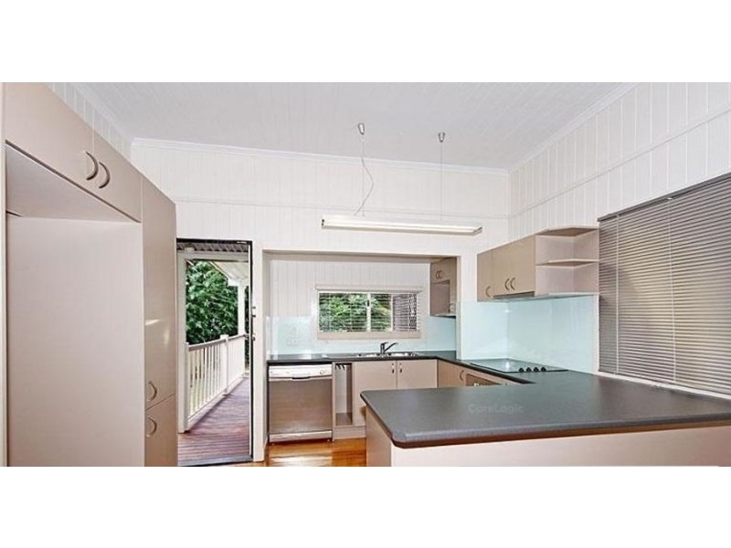 117 Albion Road, Windsor QLD 4030