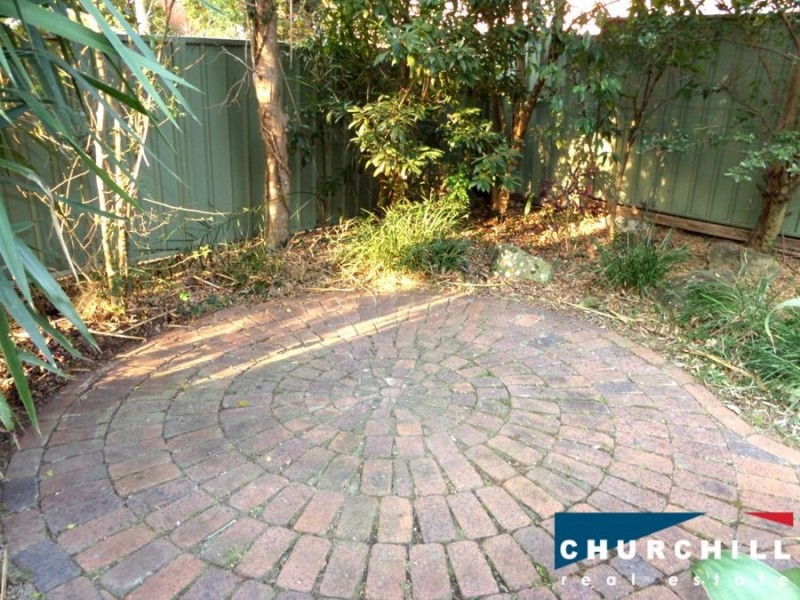 2/231 Hudson Road, Wooloowin QLD 4030