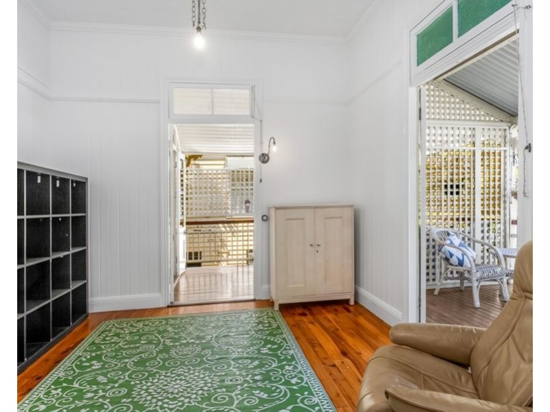 27 Windsor Ave, Lutwyche QLD 4030