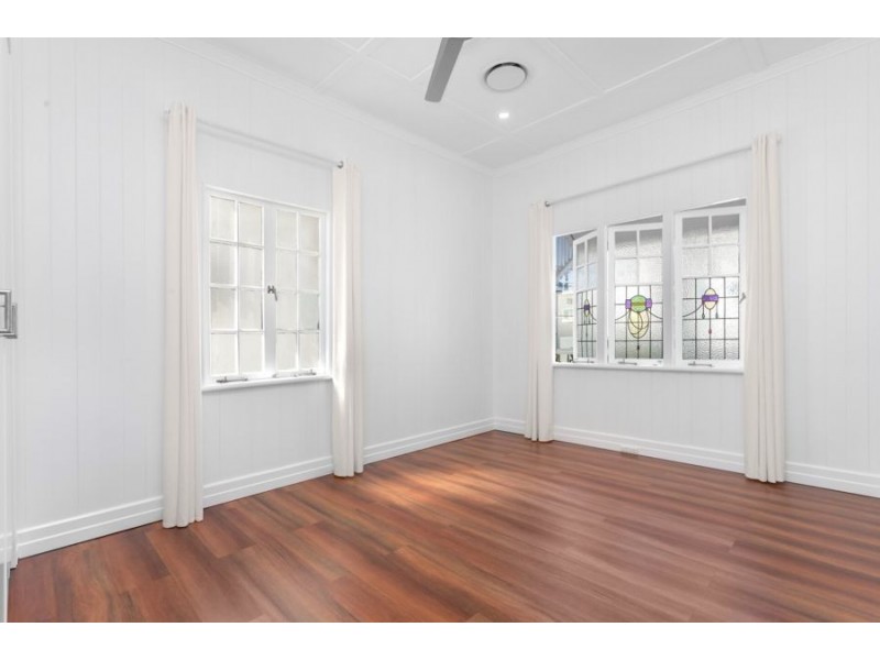 10A Norman Street, Wooloowin QLD 4030