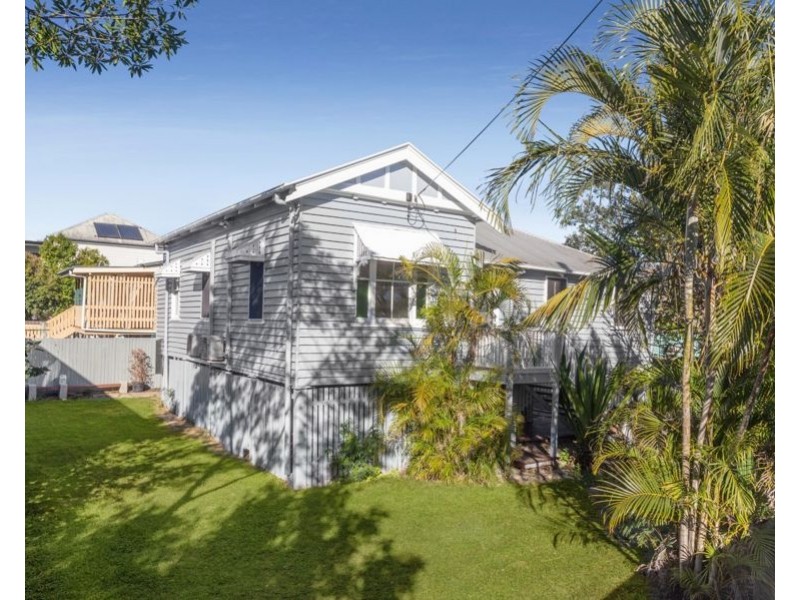 63 Kedron Park Road, Wooloowin QLD 4030