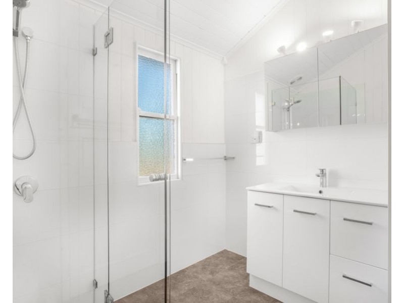 63 Kedron Park Road, Wooloowin QLD 4030