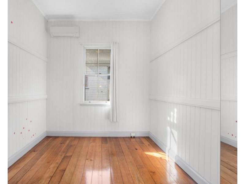 63 Kedron Park Road, Wooloowin QLD 4030