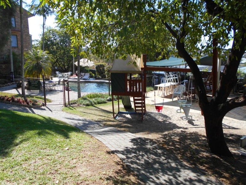 5/9-11 Ascog Tce, Toowong QLD 4066