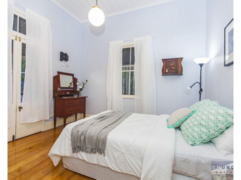 92C Kedron Park Rd, Wooloowin QLD 4030