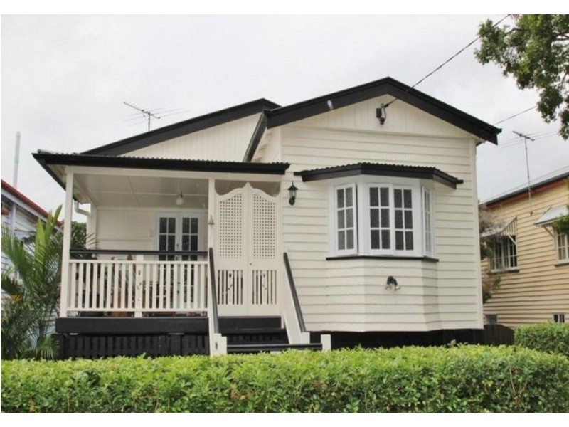 46 Eighth Ave, Kedron QLD 4031