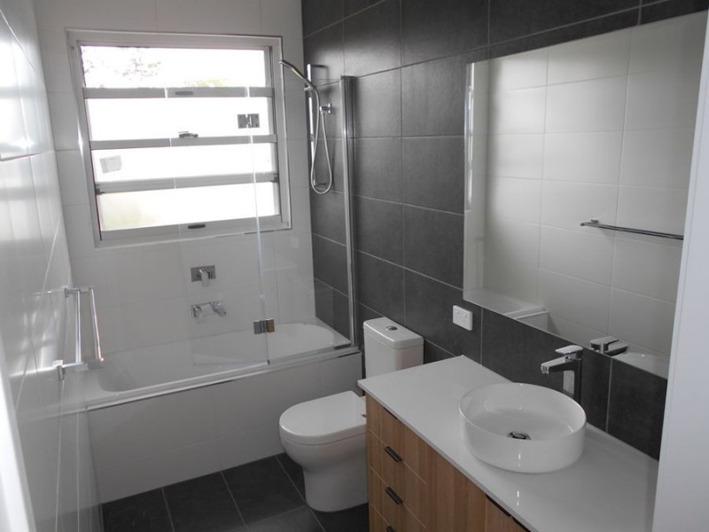 2/42 Khartoum Street, Gordon Park QLD 4031