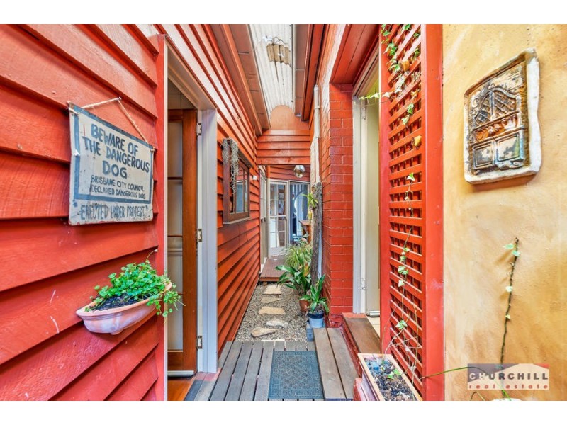 58 Gilbert Rd, Lutwyche QLD 4030