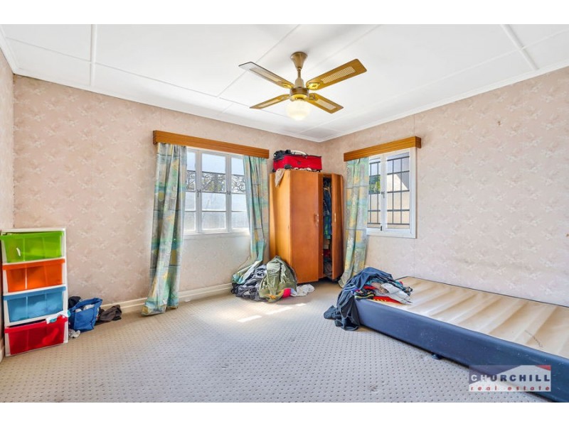 114 Days Road, Grange QLD 4051