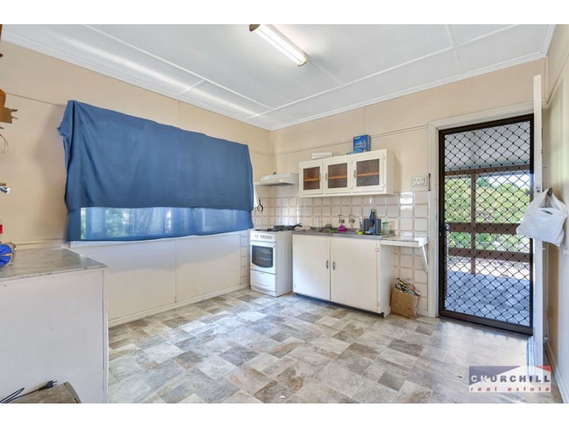 114 Days Road, Grange QLD 4051