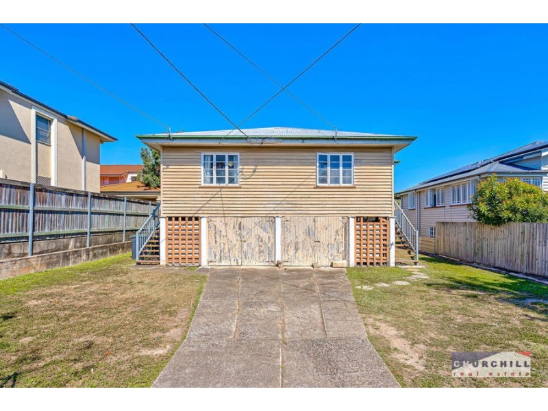 114 Days Road, Grange QLD 4051