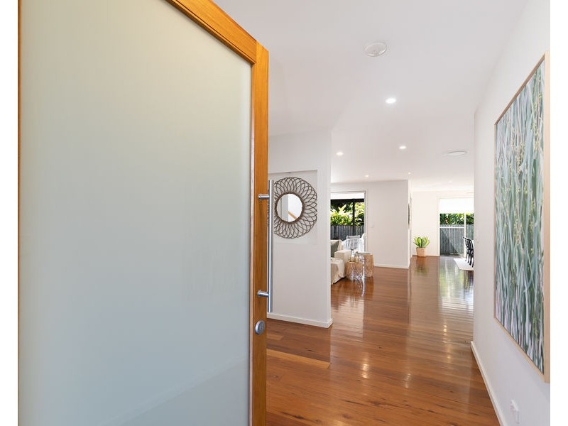 33 Little Barron Street, Gordon Park QLD 4031