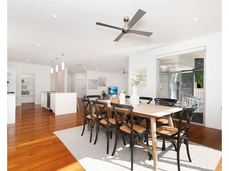 33 Little Barron Street, Gordon Park QLD 4031