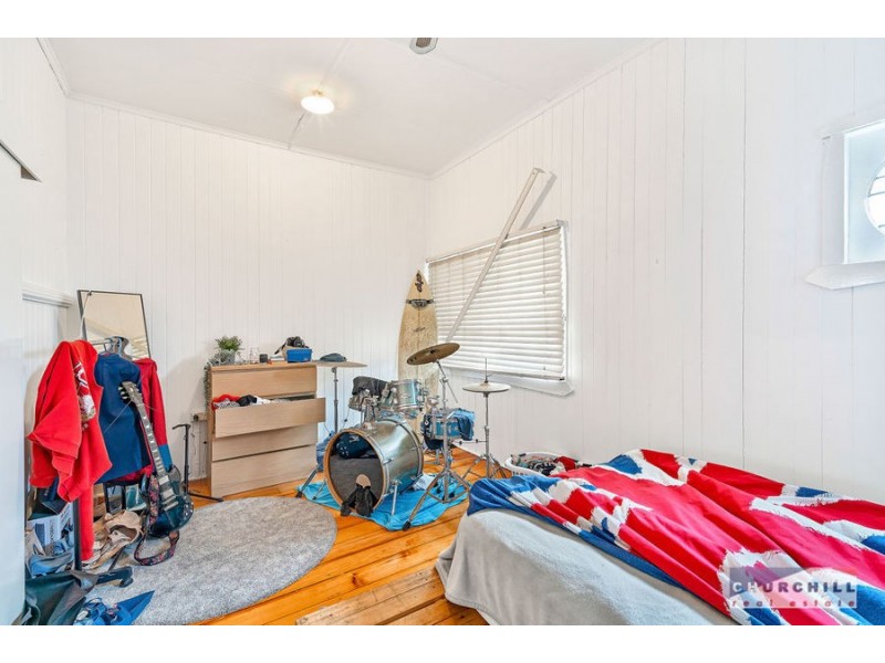 17 Maygar St, Windsor QLD 4030