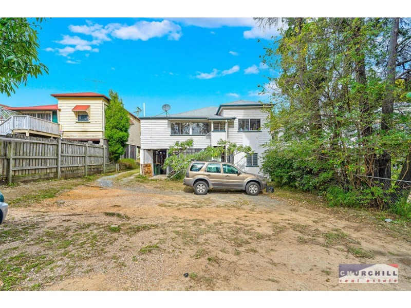 17 Maygar St, Windsor QLD 4030