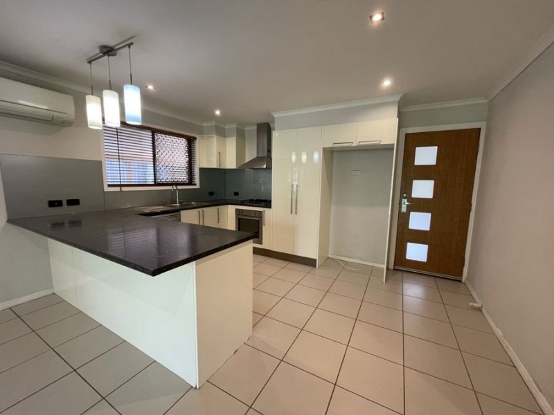 10 Joel Court, Kallangur QLD 4503