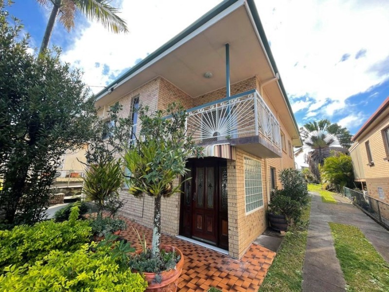 38 Grantson Street, Windsor QLD 4030