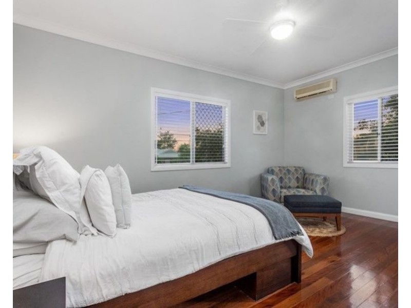 18 Sydney Street, Kedron QLD 4031