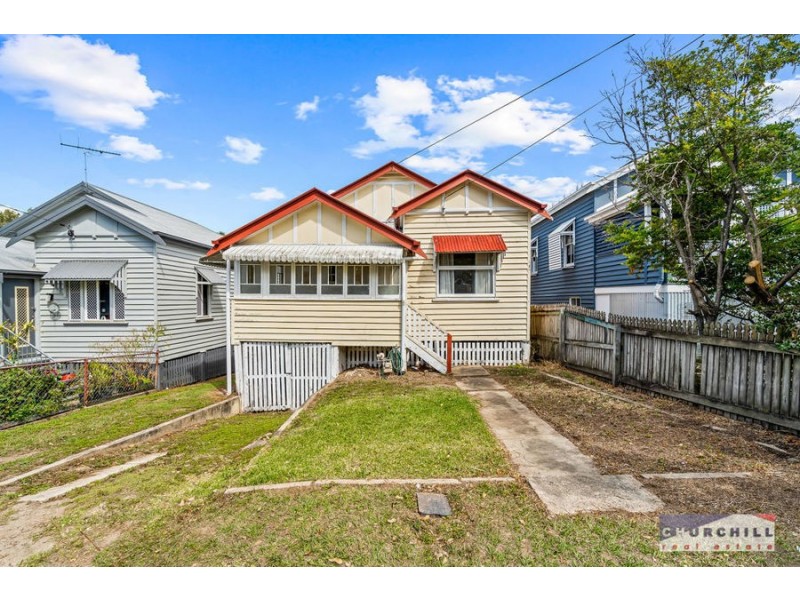 33 FIFTH AVENUE, Kedron QLD 4031