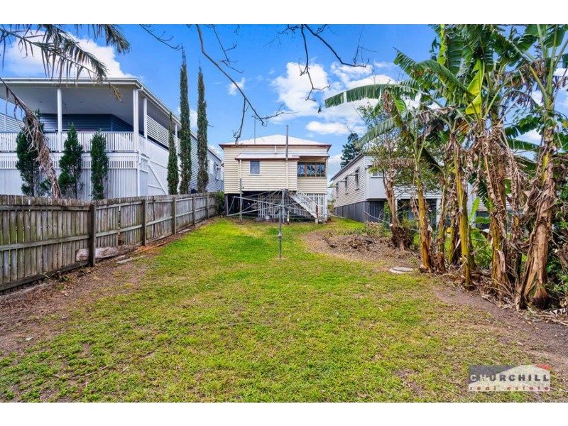 33 FIFTH AVENUE, Kedron QLD 4031