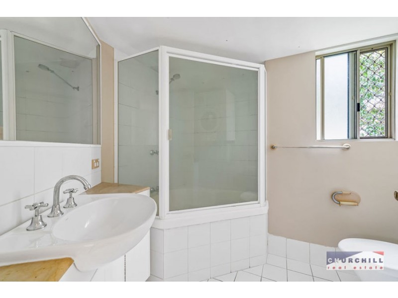 3 1 HILLSDON ROAD, Taringa QLD 4068