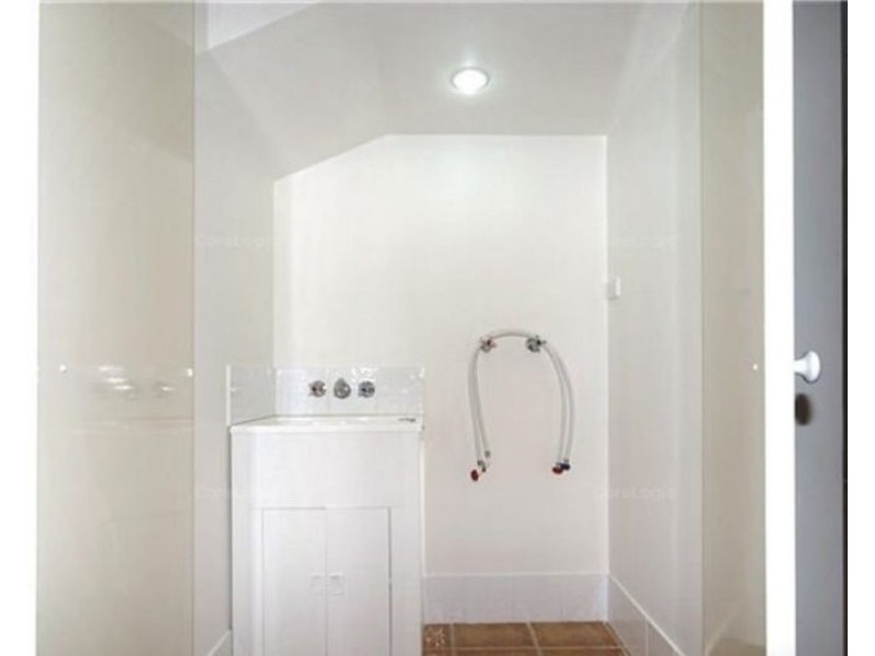 8/22 Wyndham Street, Herston QLD 4006