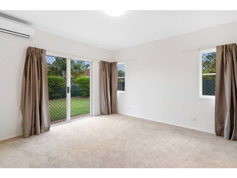 33 Minnelli Place, Mcdowall QLD 4053
