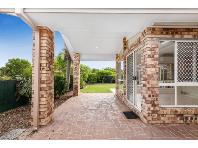 33 Minnelli Place, Mcdowall QLD 4053