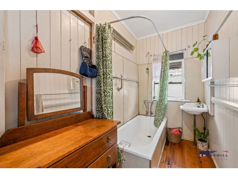 82 Homebush Rd, Kedron QLD 4031