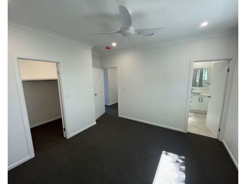 2/5 Wood Street, Kedron QLD 4031