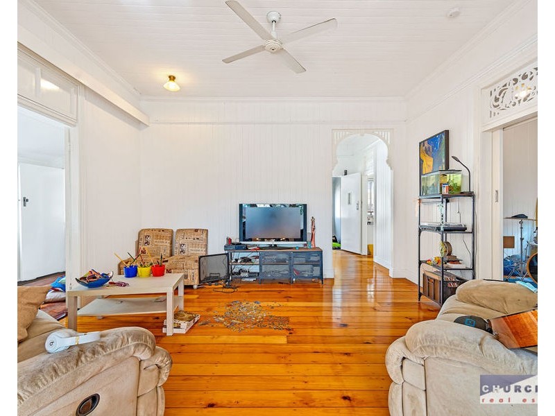 17 Maygar St, Windsor QLD 4030