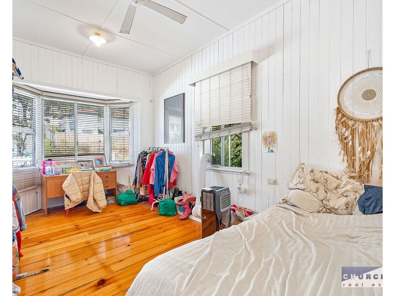 17 Maygar St, Windsor QLD 4030