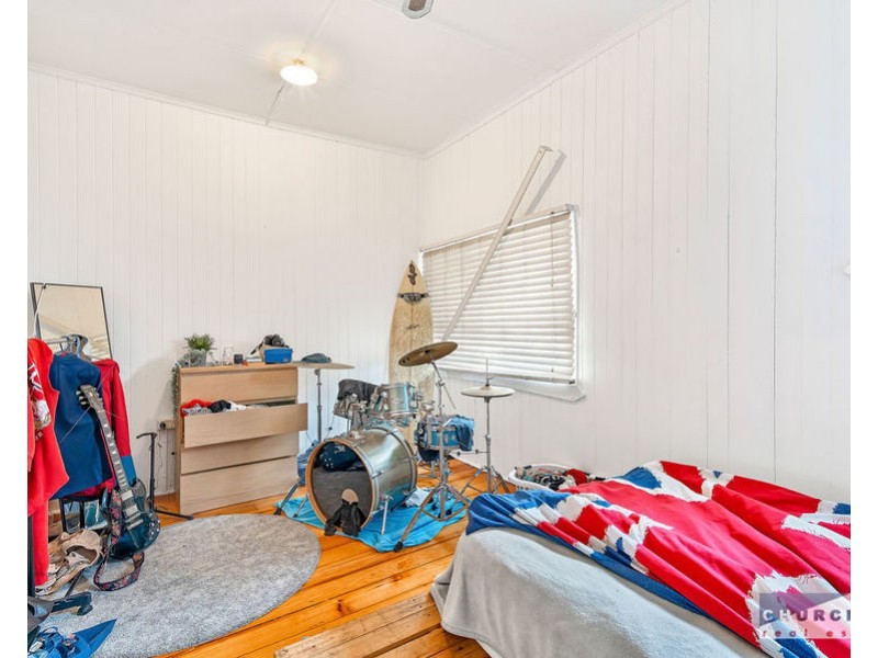 17 Maygar St, Windsor QLD 4030