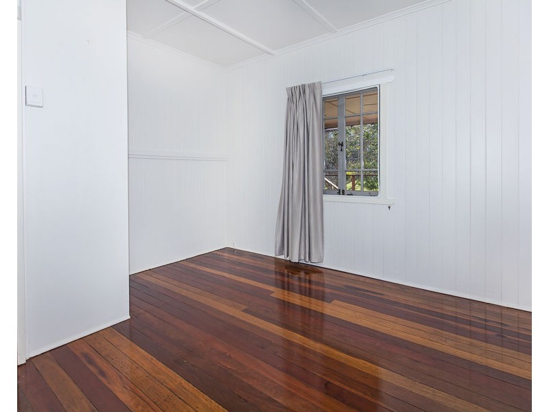 36 Cartwright St, Windsor QLD 4030