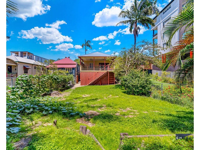 36 Cartwright St, Windsor QLD 4030