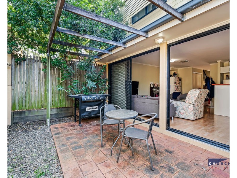 8/33 Saleyards Lane, Newmarket QLD 4051