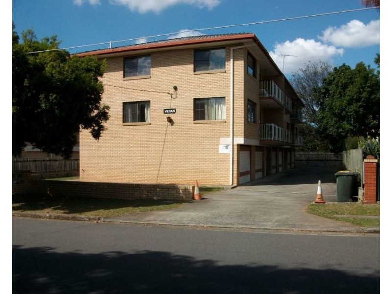 2/11 Buckle Street, Northgate QLD 4013