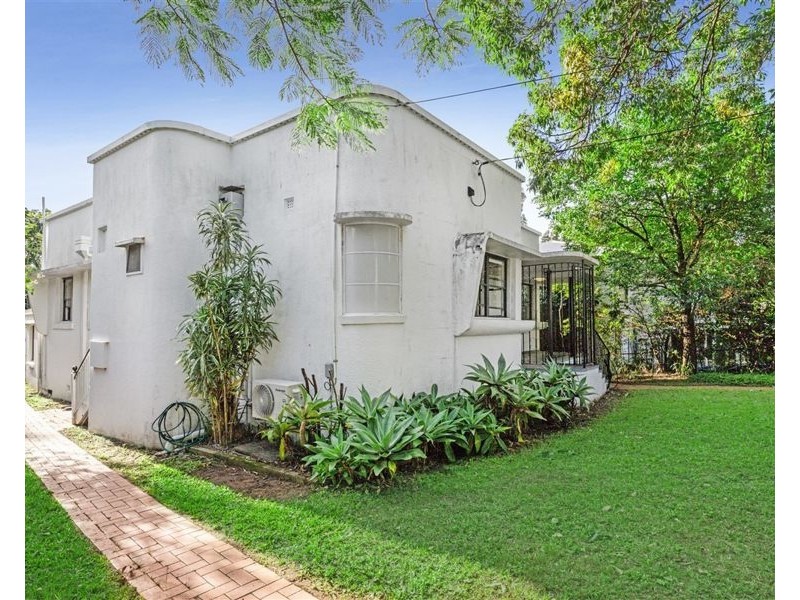 19 Lorward Avenue, Bardon QLD 4065