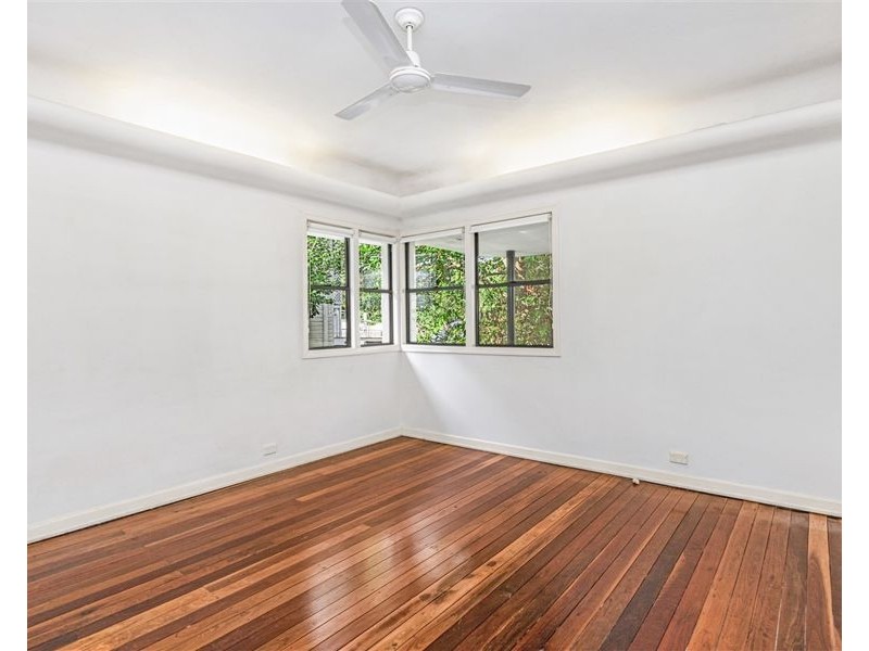 19 Lorward Avenue, Bardon QLD 4065