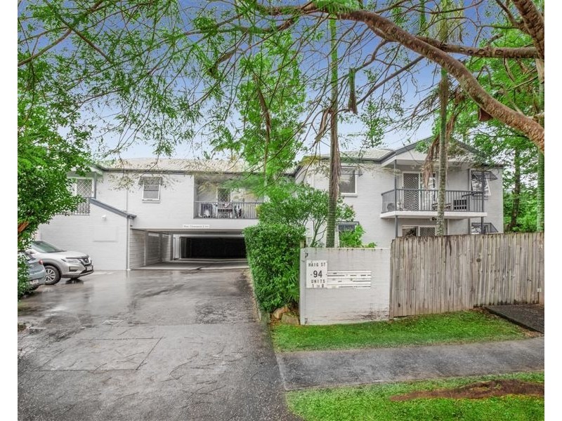 2/94 Haig Street, Gordon Park QLD 4031