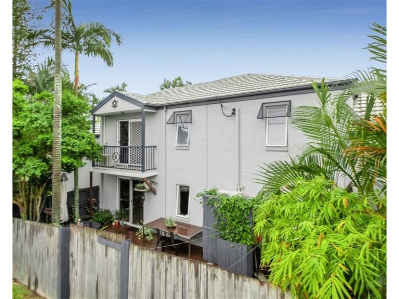 2/94 Haig Street, Gordon Park QLD 4031