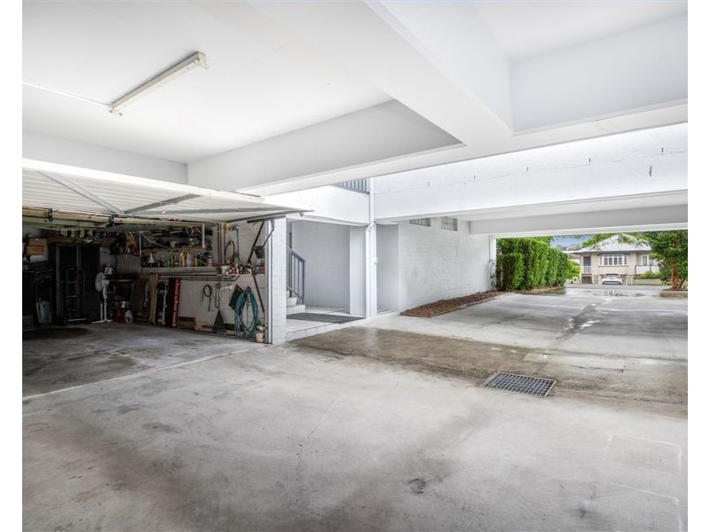 2/94 Haig Street, Gordon Park QLD 4031