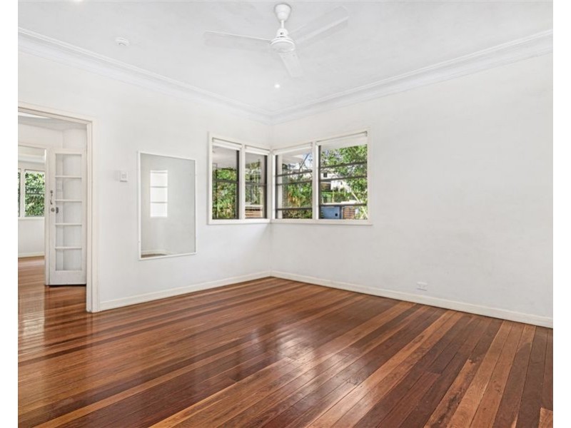 19 Lorward Avenue, Bardon QLD 4065