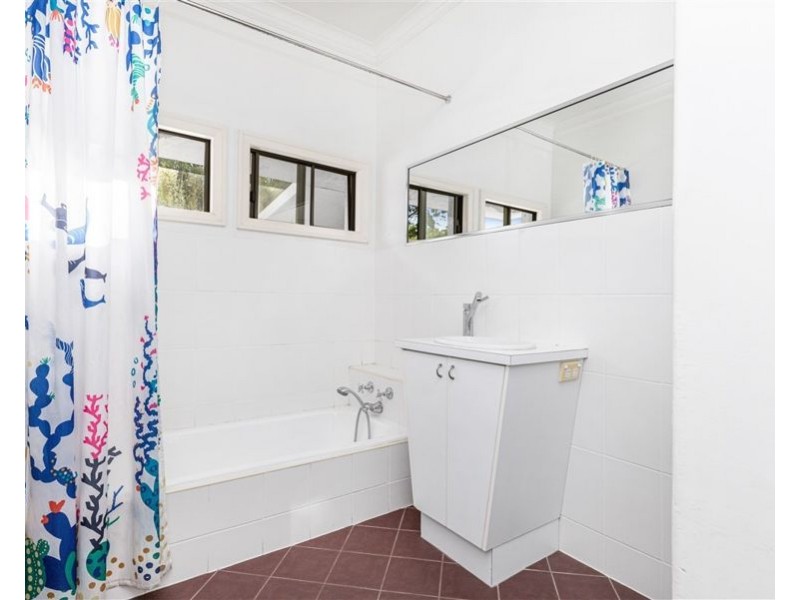 19 Lorward Avenue, Bardon QLD 4065