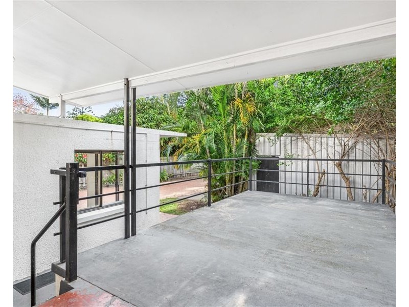 19 Lorward Avenue, Bardon QLD 4065