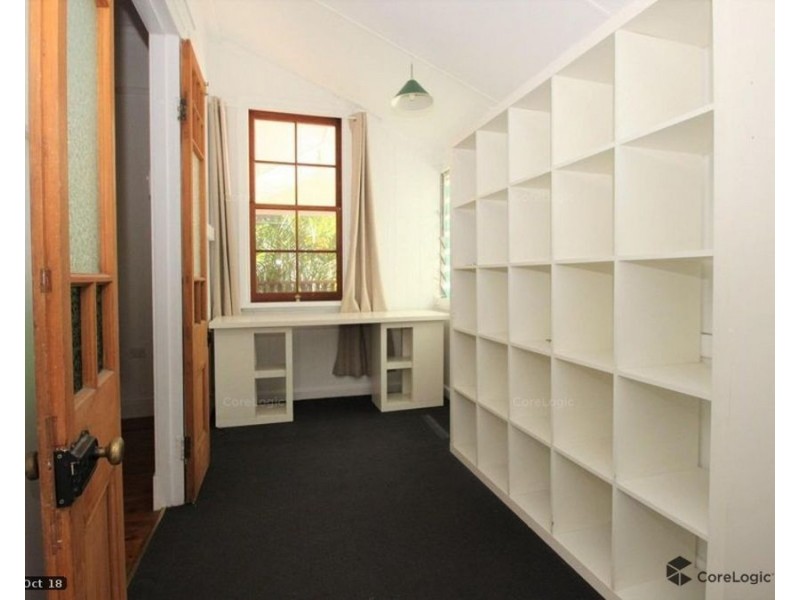 23 Gilbert Road, Windsor QLD 4030